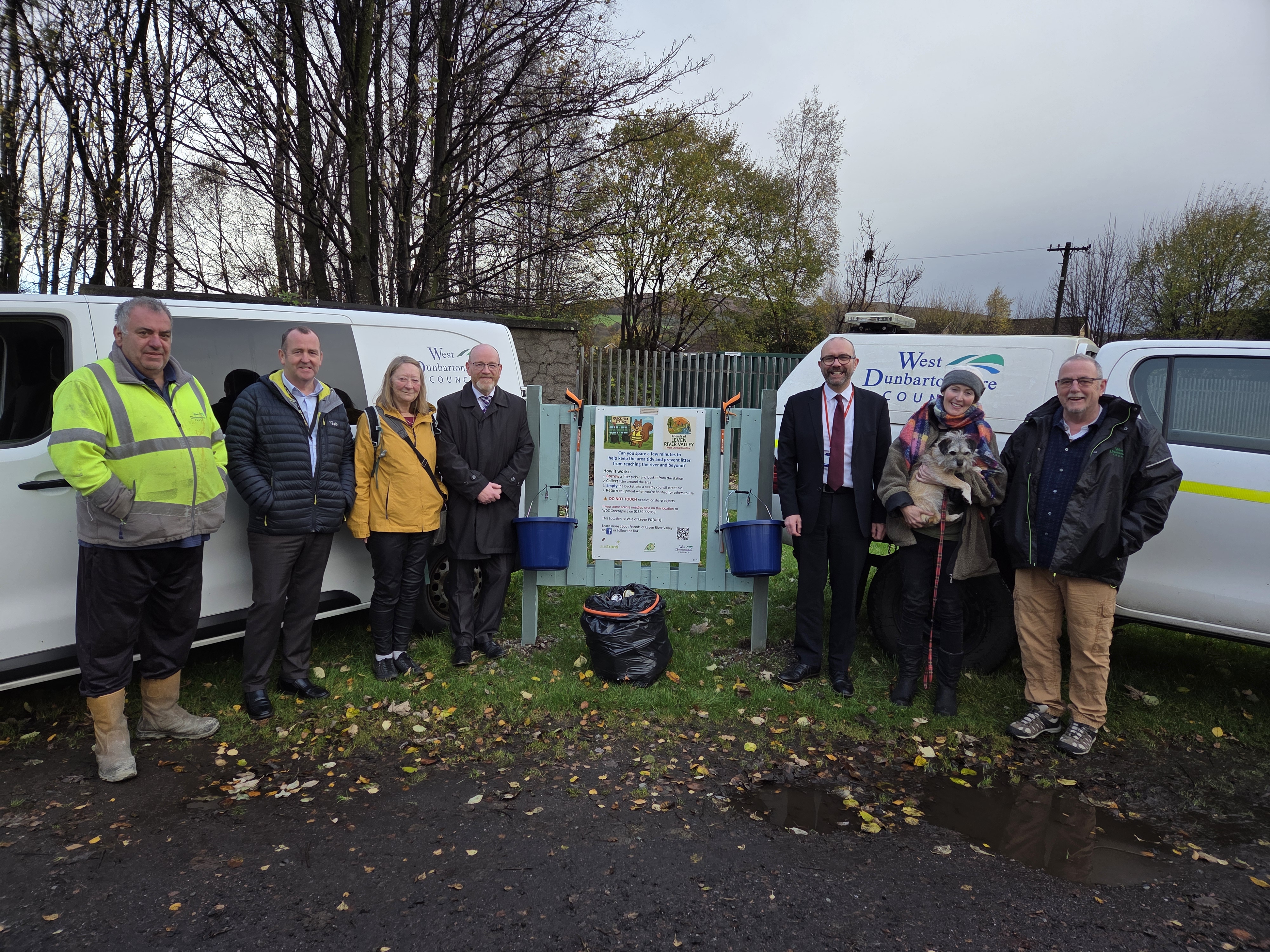Representatives from the Council as well as from both Friends of Dumbarton Foreshore and Friends of Leven River Valley and Convener of Infrastructure, Regeneration and Economic Development, Councillor David McBride and Vice Convener Lawrence O’Neill