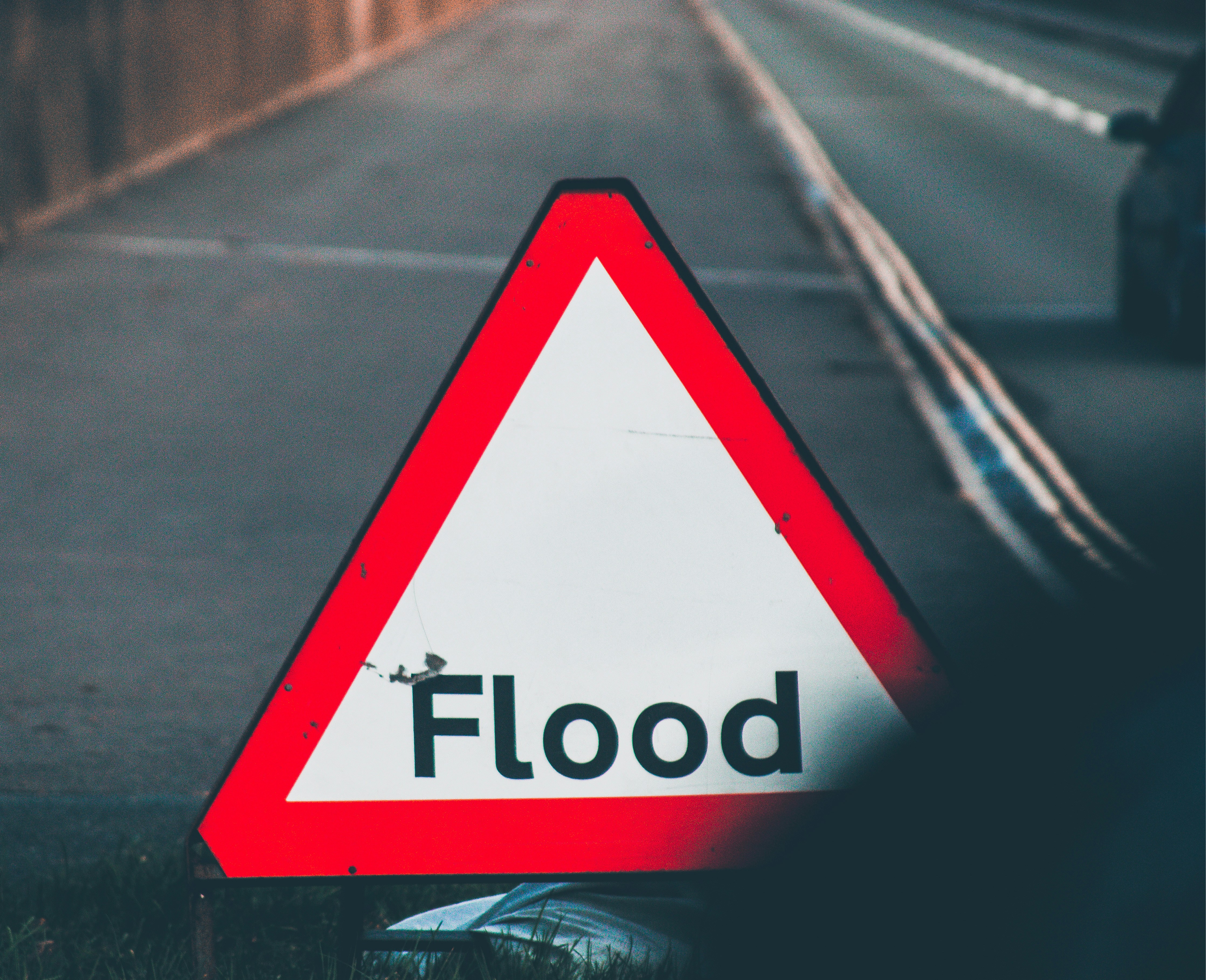 Flooding signage